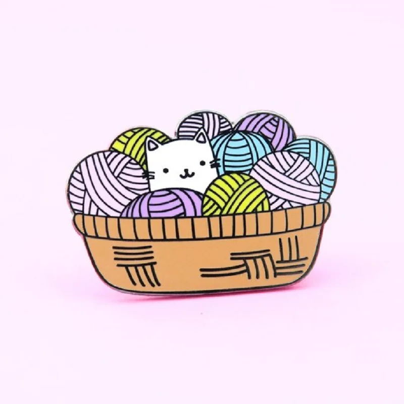 Cute Cat Ball of yarn Enamel Lapel Pins Cartoon Brooches Badges Backpack Gifts For Friends Wholesale Jewelry |