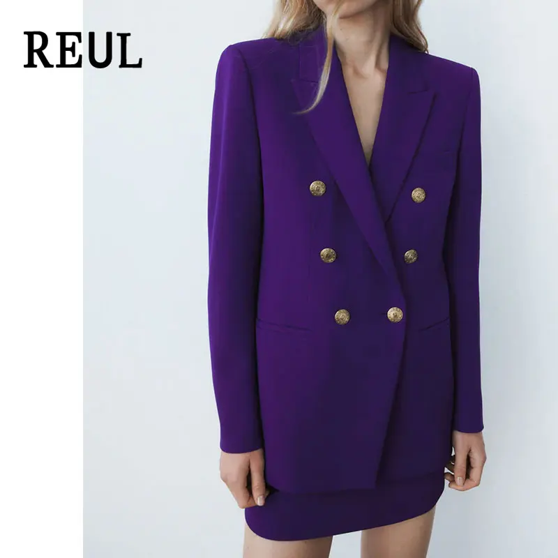 

Женский блейзер с карманами на груди, с длинным рукавом