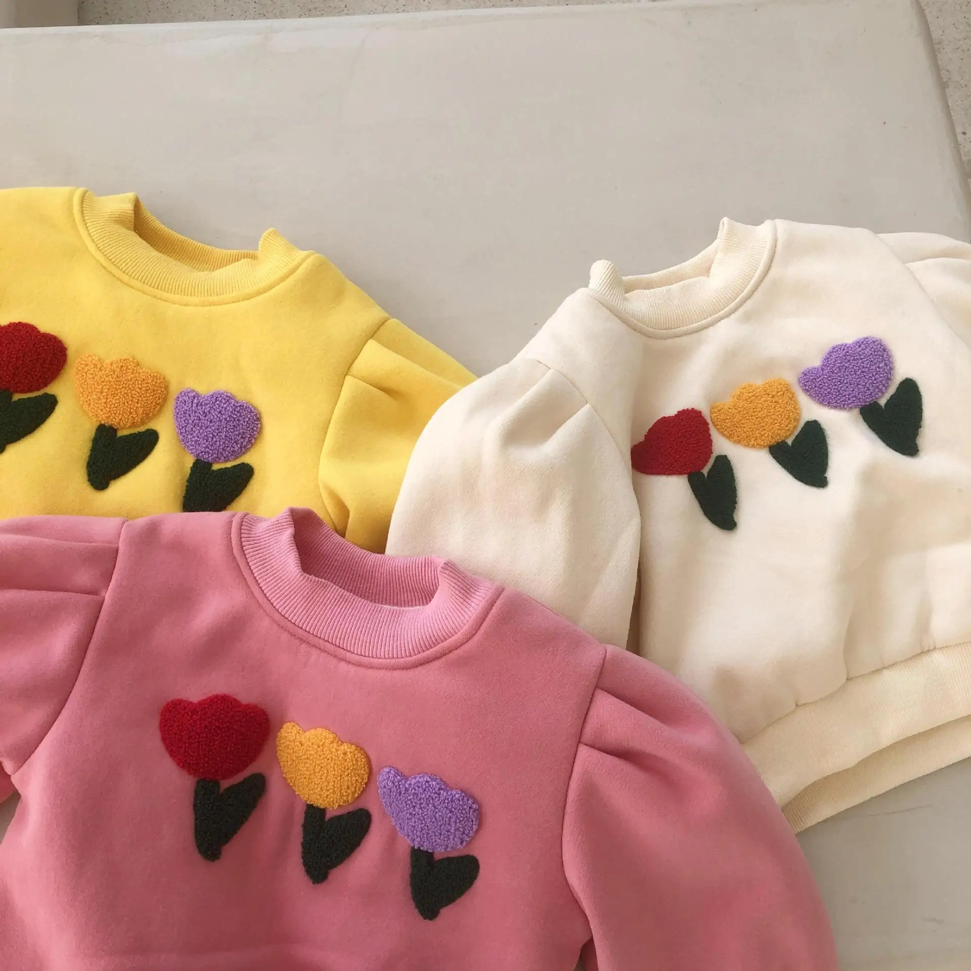 

2022 толстовки для девочек, Осень-зима, милые корейские Детские теплые пуловеры с длинным рукавом, топы, хлопковые Повседневные свитера для ма...