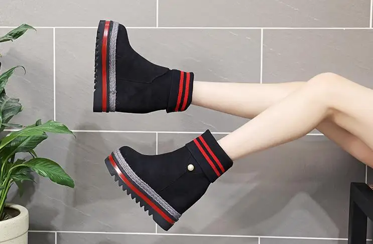 Новинка 2019 сетчатые красные короткие сапоги простая толстая подошва очень