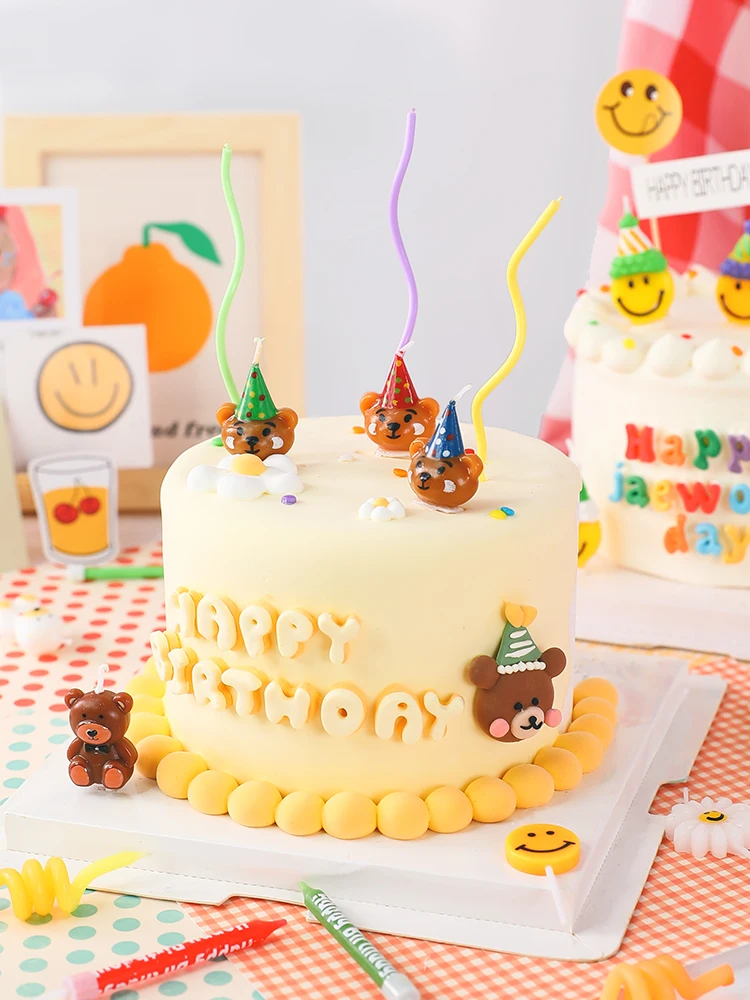 

Cake Topper Birthday Candle Ins Wind Cute Twisted Bear Smile Creative Holiday Party Decoration Baking Dessert Dress Up