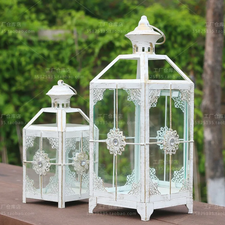 

Nordic Retro Iron Candle Lantern Hollow Wind Light Windproof Candle Holders Metal Rural Candlestick Wedding Decoration Home FC90