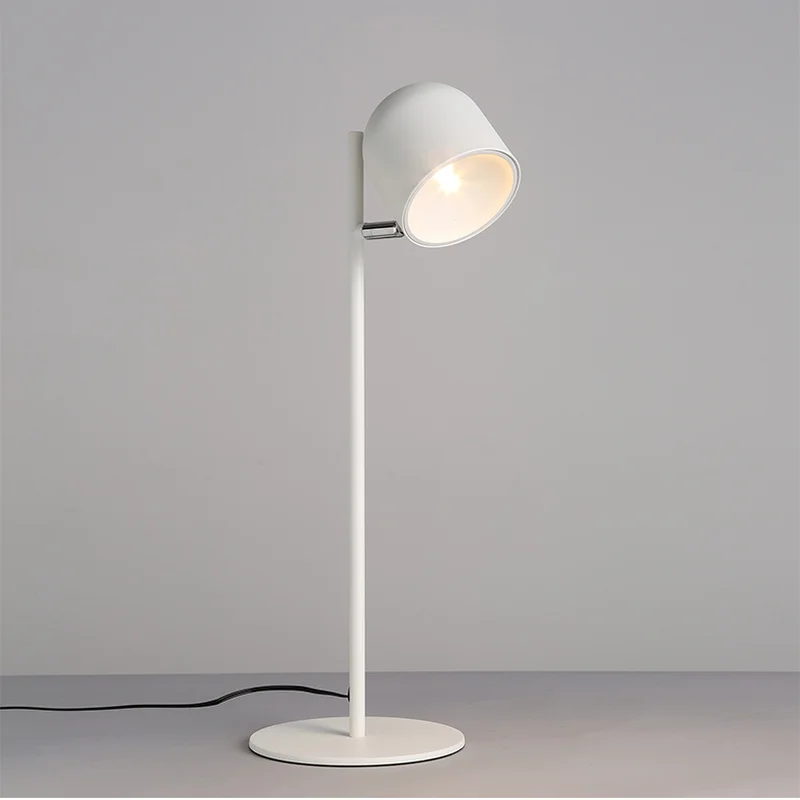 Светодиодный скандинавские Современные Контракт чтения Рабочий стол лампы