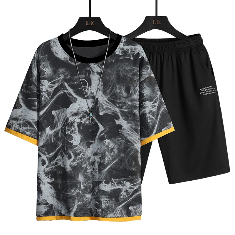 

Men's Sets Summer Trend Print Short Sleeve Set 2021 New Classic O-Neck T-Shirt Shorts Tracksuit Men Casual Outfit 2 Piece Suit