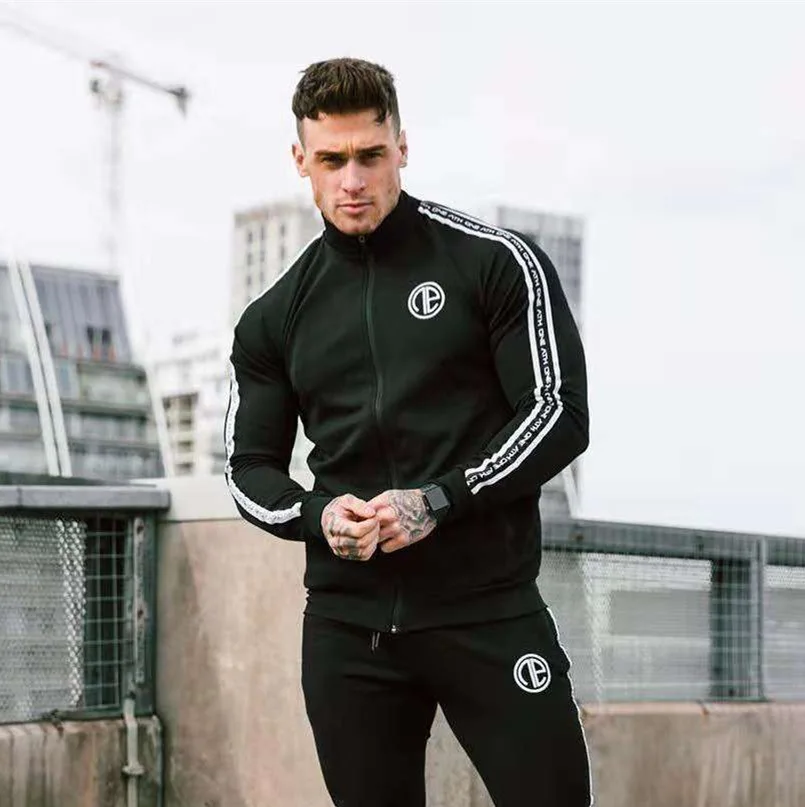Спортивный костюм мужской из 2 предметов кофта с капюшоном и брюки