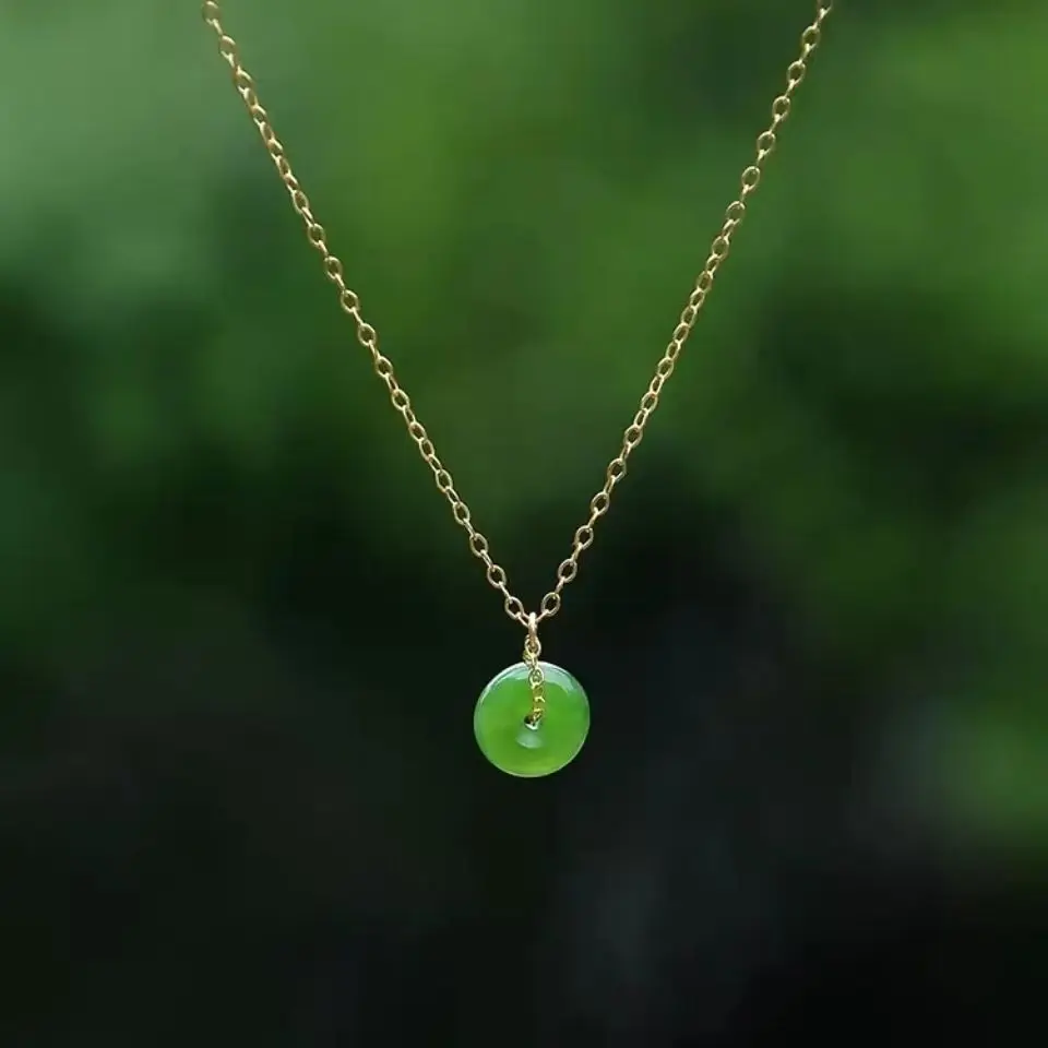 

Natural Hetian Jade Round Pendant Necklace Chinese Style Retro Exquisite Winter New Charm Elegant Women's Brand Jewelry