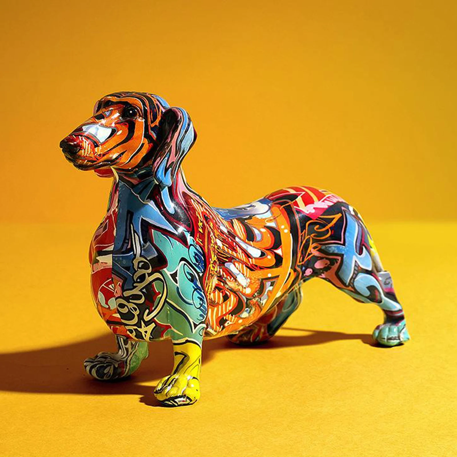 

Nordic Painting Graffiti Dachshund Dog Sculpture Figurine Art Animal Statue Creative Resin Crafts Home Decoration