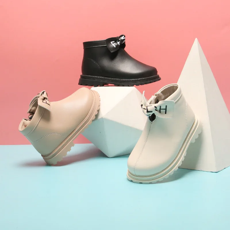 

Fashion White Girls Short Boots Winter New Girls' Shoes Children's Boots1-3 Years Old Toddler Cotton-padded Shoes Solid Color