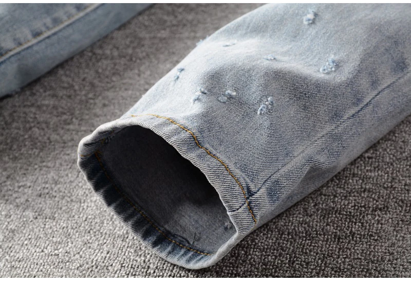 

New Men's male fashi classic blue pleated ripped biker jeans Fashion slim straight stretch denim pants Holes distressed trousers