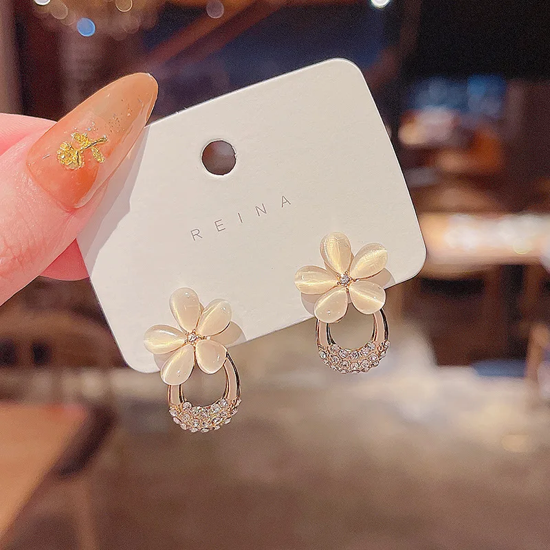 

Wholesale Pineapple Opal Earrings Female Women S925 Silvers Ear Studs Earrings Wholesale Drop Shipping Gift