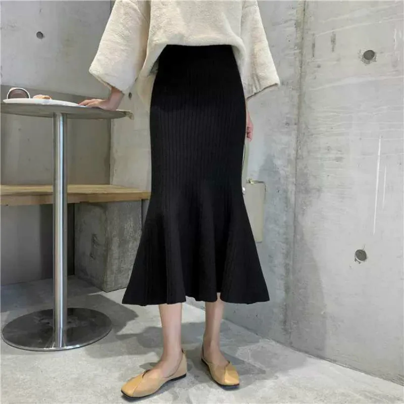 

Knitted Skirt High-waisted Lotus Leaf Side Women's Mid Length Skirt Skirt 2020 Winter New Slim Slim Bag Hip Fishtail Skirt
