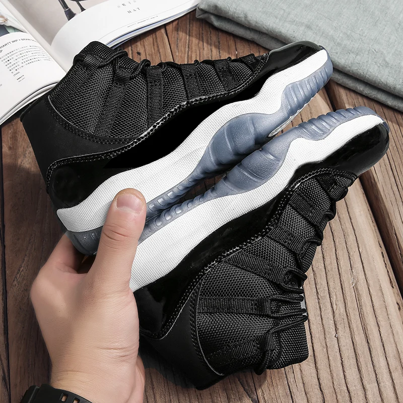 2020 Новое поступление Детские баскетбольные кроссовки 11s Concord Bred Space jam
