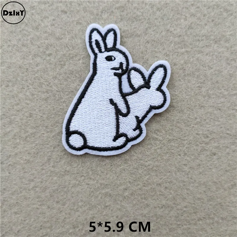 1-PCS-D-194 46 стилей на выбор) черно-белые нашивки с вышивкой для футболки с утюгом в полоску Одежда для Аппликации Наклейки для одежды значки - Цвет: 1-PCS-D-194