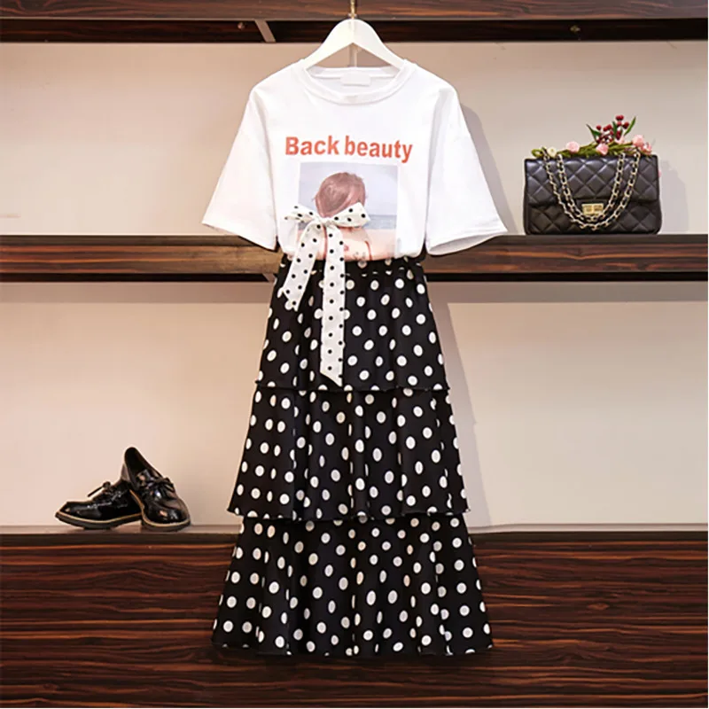 Комплект из двух предметов женская футболка + юбка трапециевидной формы костюм