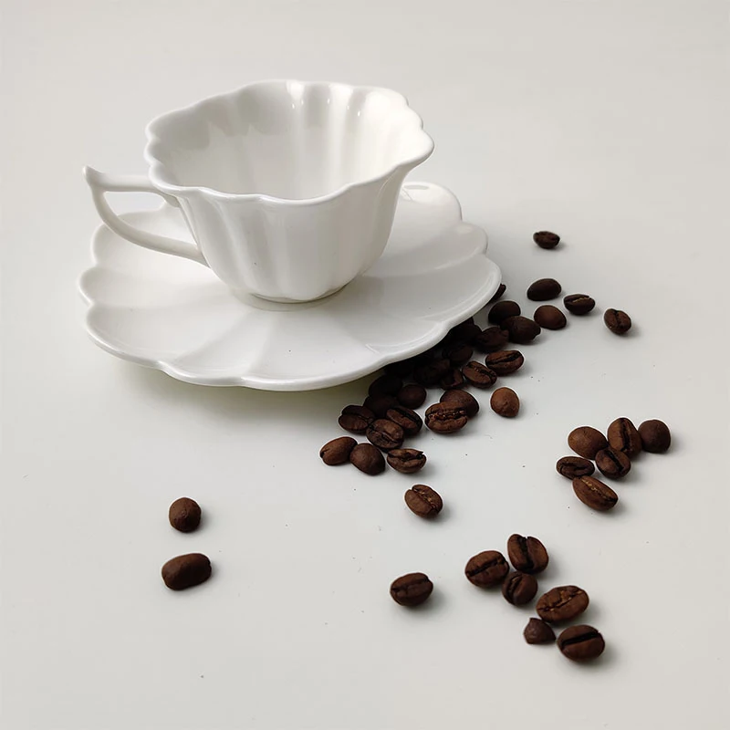 100 мл Европейский роскошный керамический лепесток офисный набор кофейных чашек и