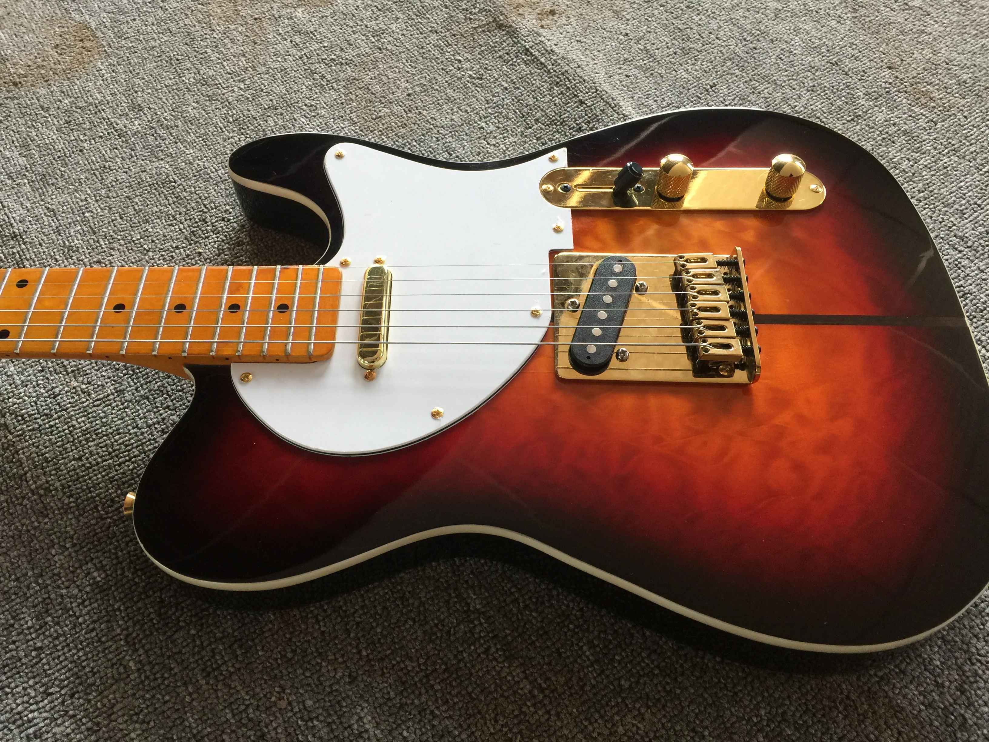 Электрогитара/дерево кулевого шпона закат цвета высококачественные