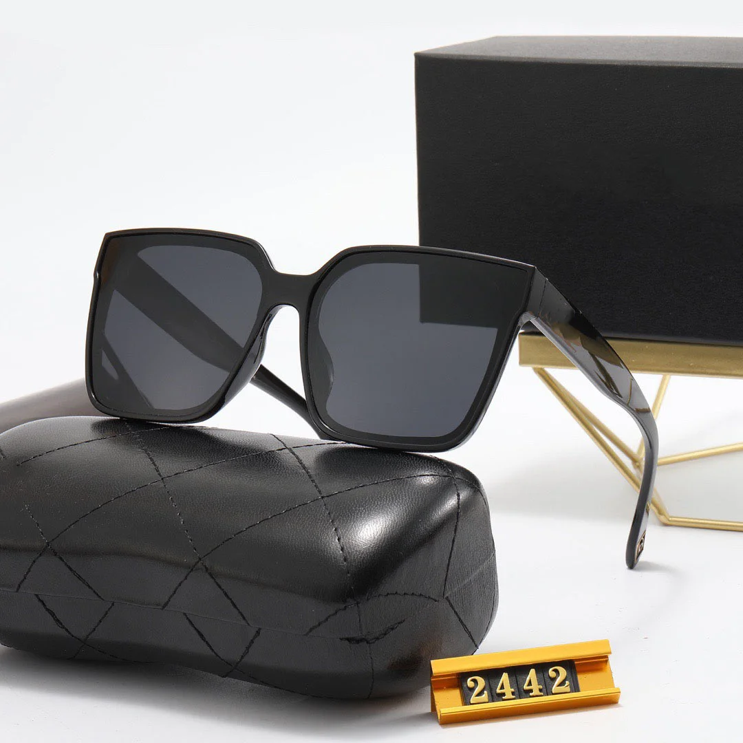 

Солнцезащитные очки в квадратной оправе для мужчин и женщин, Модные Классические Солнечные аксессуары в стиле ретро, для вождения, лето, 2021