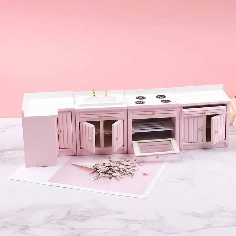 

Кукольный Миниатюрный Кукольный домик с розовой тематикой 1:12, угловой шкаф, умывальник, кухонная скамейка, аксессуары для кукольного домик...