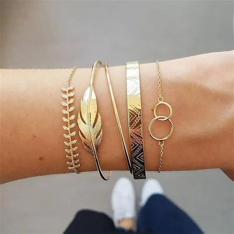 

Bracelets On Hand Sets Jewelry Women 2022 Bangles Accessories For Girls Tennis Luxury Cuffs Gold Gift Stainless Steel Chain
