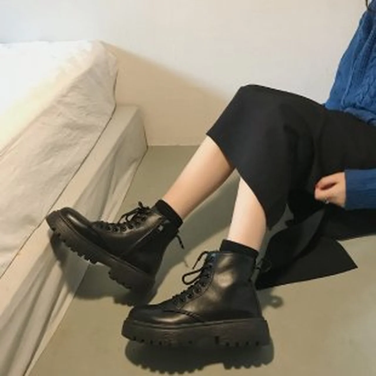 

All-match fashion Martin boots female ins tide 2021 winter women's riding boots small short boots spring and autumn single shoes