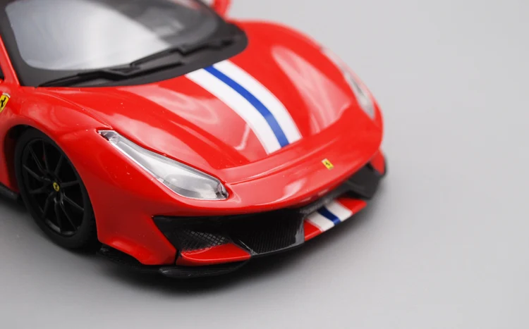 Bburago 1/24 масштаб 1:24 Ferrari 488 Plsta гоночный спортивный автомобиль литый под давлением