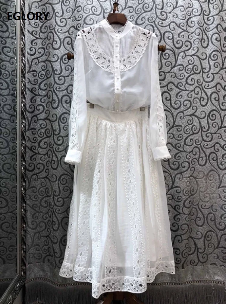 Женский костюм с длинной юбкой дизайнерский из белой рубашки вышивкой бабочки и