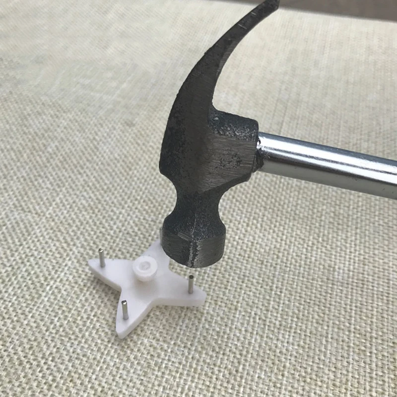 

Claw Hammer Household Safety Hammer Multi-function Hammer Small Iron Hammer Special for Traceless Nail SCVD889