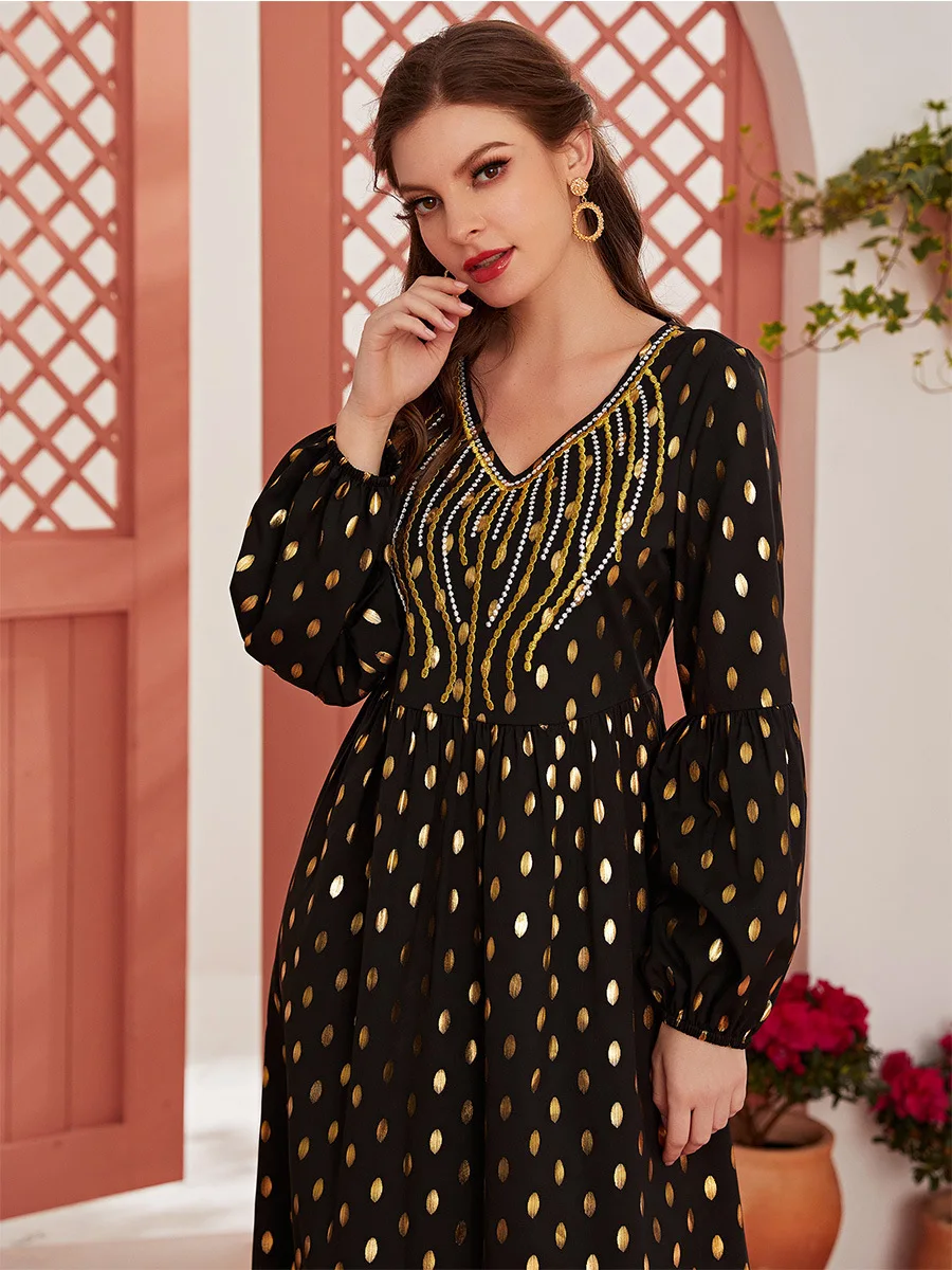 

2021 Plus Size Women's V-neck Long Sleeve Fashion Hot Stamping Polka Printing Stitching Waist Fashion Embroidery Dress