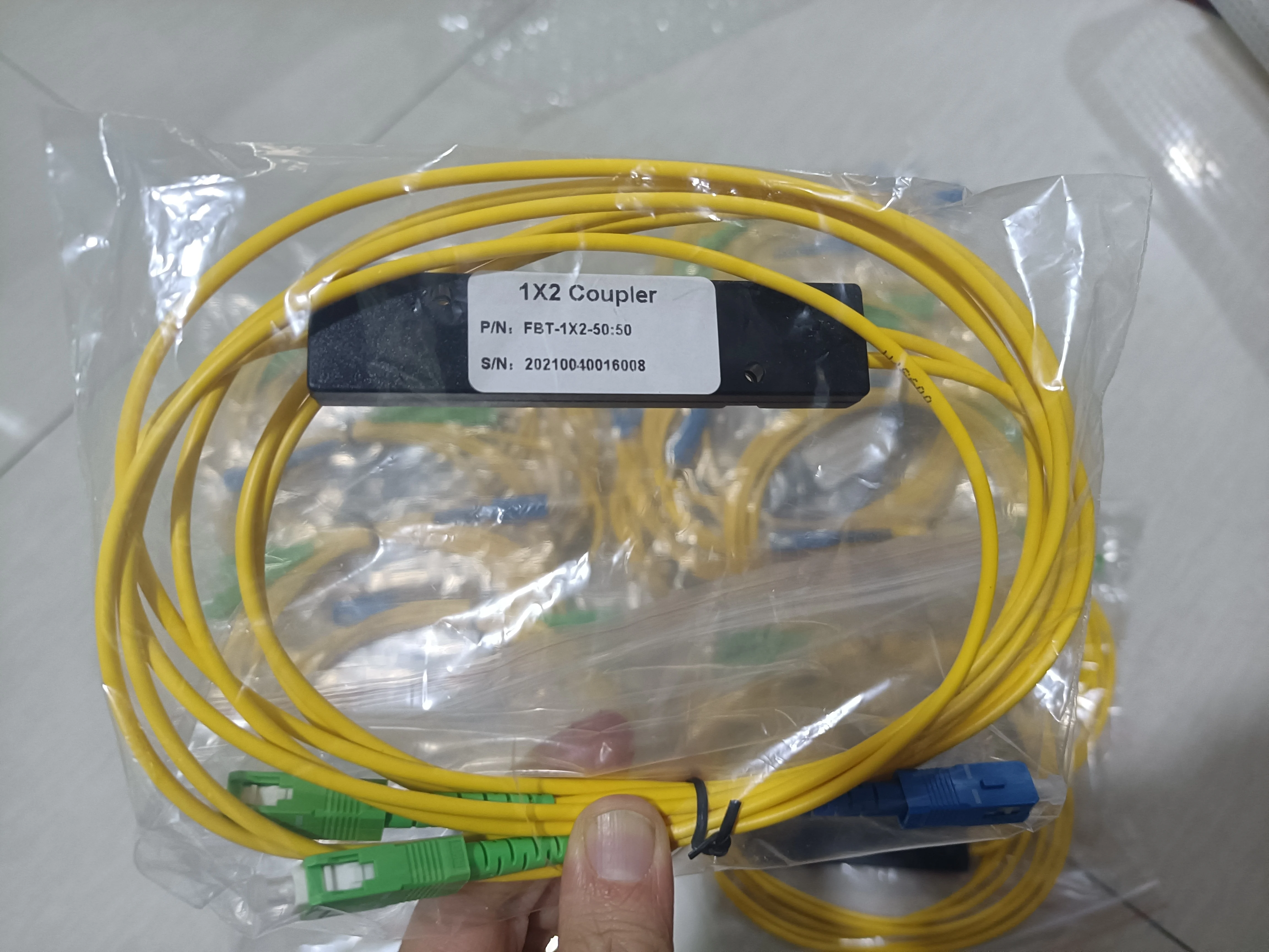 20pcs/lot 1X2 SC/UPC SC/APC PLC Singlemode Fiber Optical Splitter FTTH PLC Fabrica Esse Splitter Box SM PLC 1x2 SC/UPC SC/APC