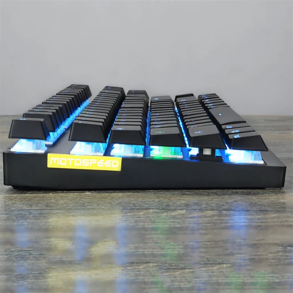 

Motospeed GK82 2.4Ghz Wireless Dual Mode Mechanical keyboard Green Shaft For PC game Laptop LOL cs go gamer accessories