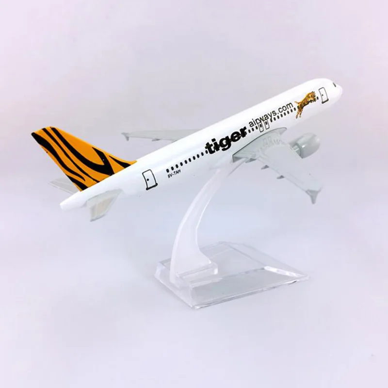 16 см 1:400 масштаб Airbus airlines A320 200 модель самолета Tiger airways с базовым сплавом самолет