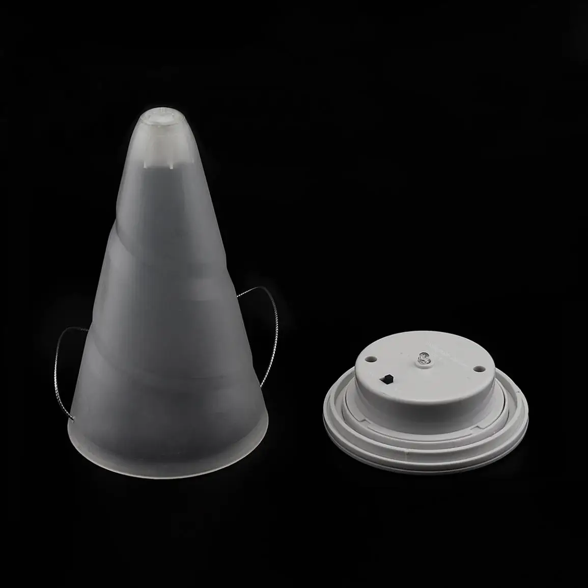 Светодиодный светильник на солнечной батарее подвесной для дерева газон