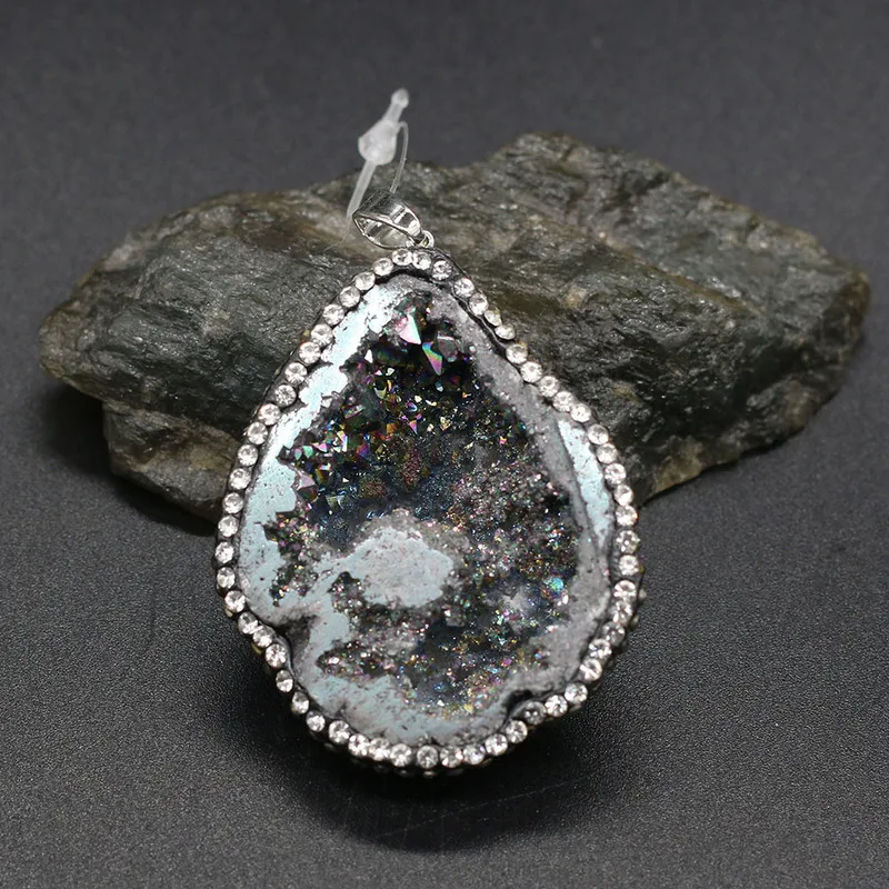 

Natural Stone Pendant Irregular Black Quartzs Diamonds Faceted Pendant Necklace for DIY Jewelry Best Birthday Gift Size 35x45mm