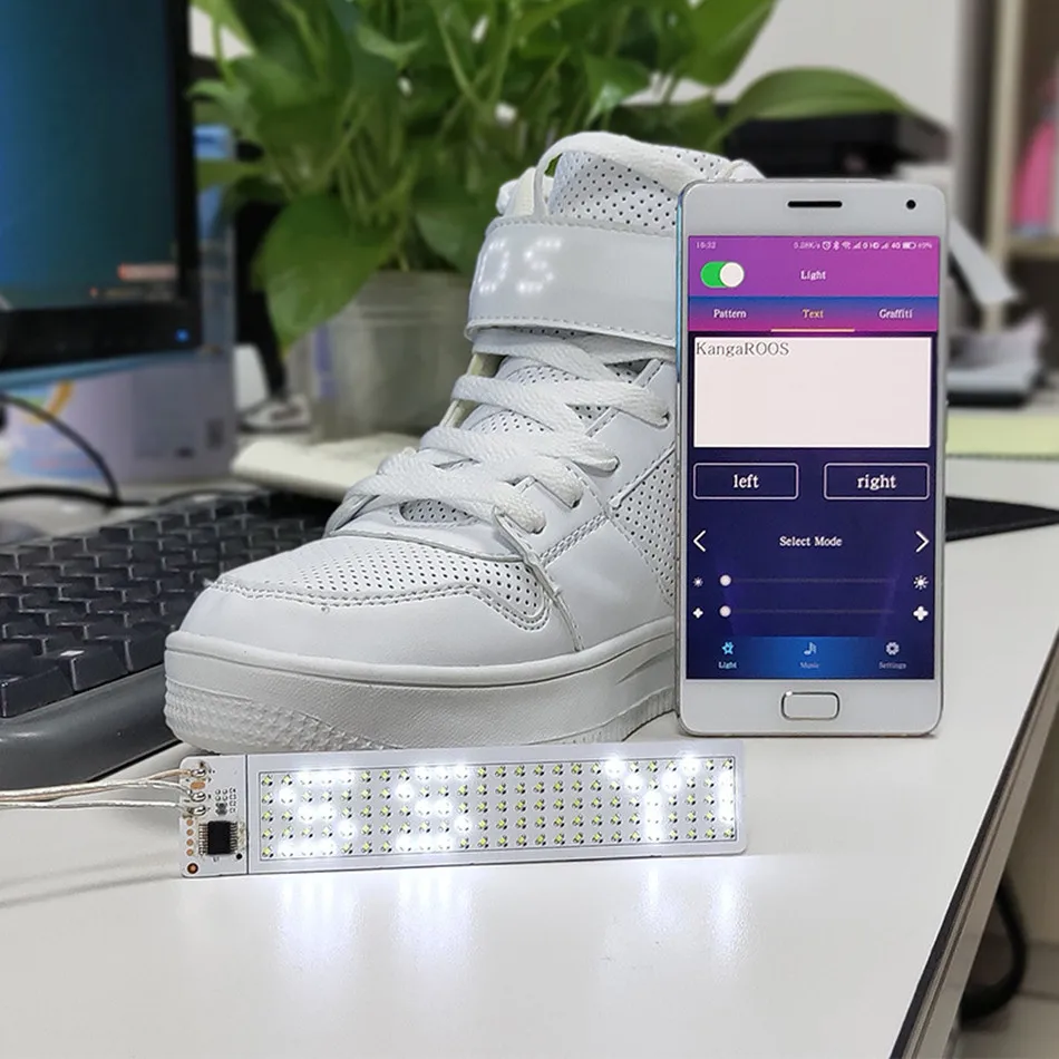 Гибкий светодиодный модуль с прокручивающимся текстом MINI программируемый через