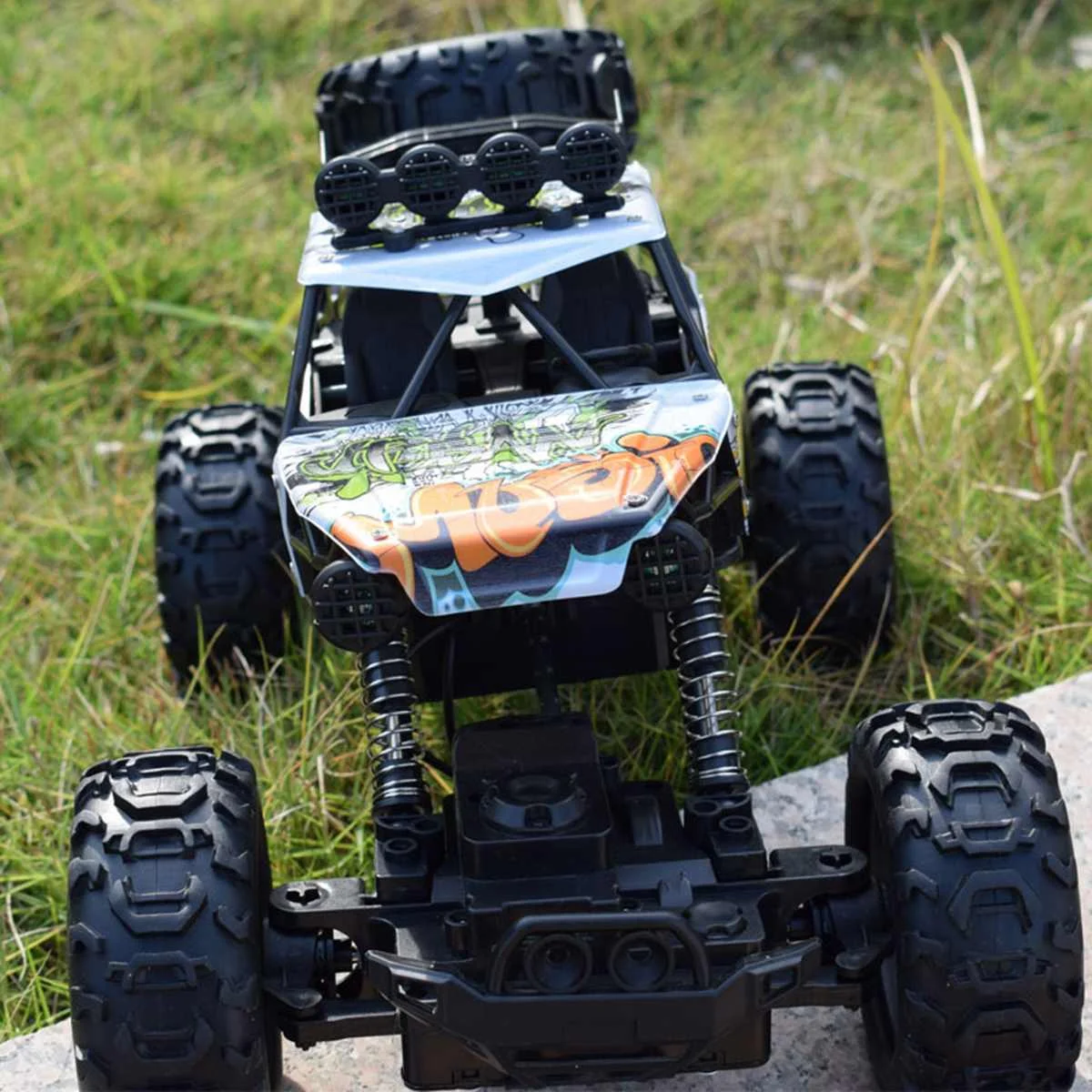 

1:10 1:16 4WD RC Car Updated 2.4G Radio Control RC Car Toys remote control car Trucks Off-Road Trucks boys Toys for Children kid