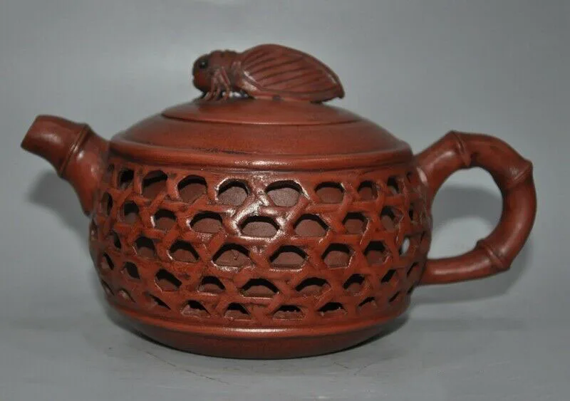 

Свадебные украшения отмечены старый китайский Yixing Zisha Керамика ручной работы cicada чайник