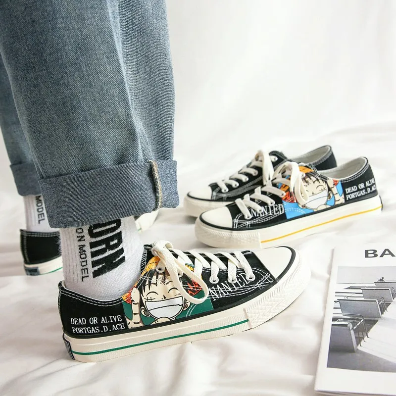 

Low cut One Piece Canvas Shoes anime shoes anime cosplay Print women shoes black Breathable sneakers men shoes for students