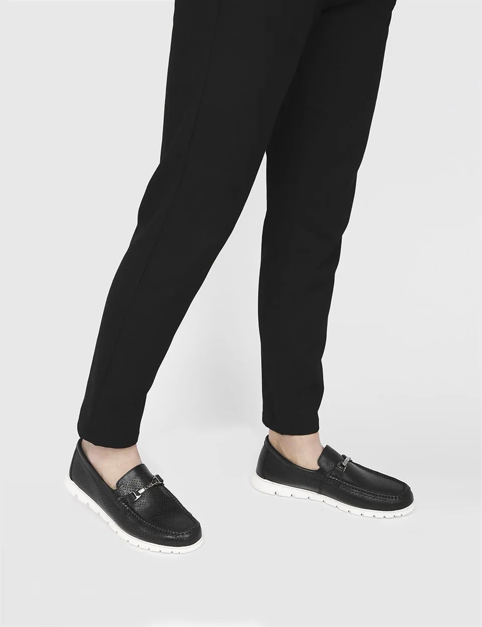 

ILVi-натуральная кожа ручной работы Harbin черная кожаная мужская повседневная обувь мужская обувь весна/лето 2021