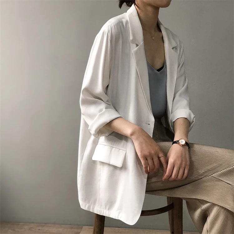 

Colorfaith New 2021 Spring Fall Women's Blazers Casual Jacket Pockets Buttons Notched Oversize Vintage Pockets Wild Tops JK7926