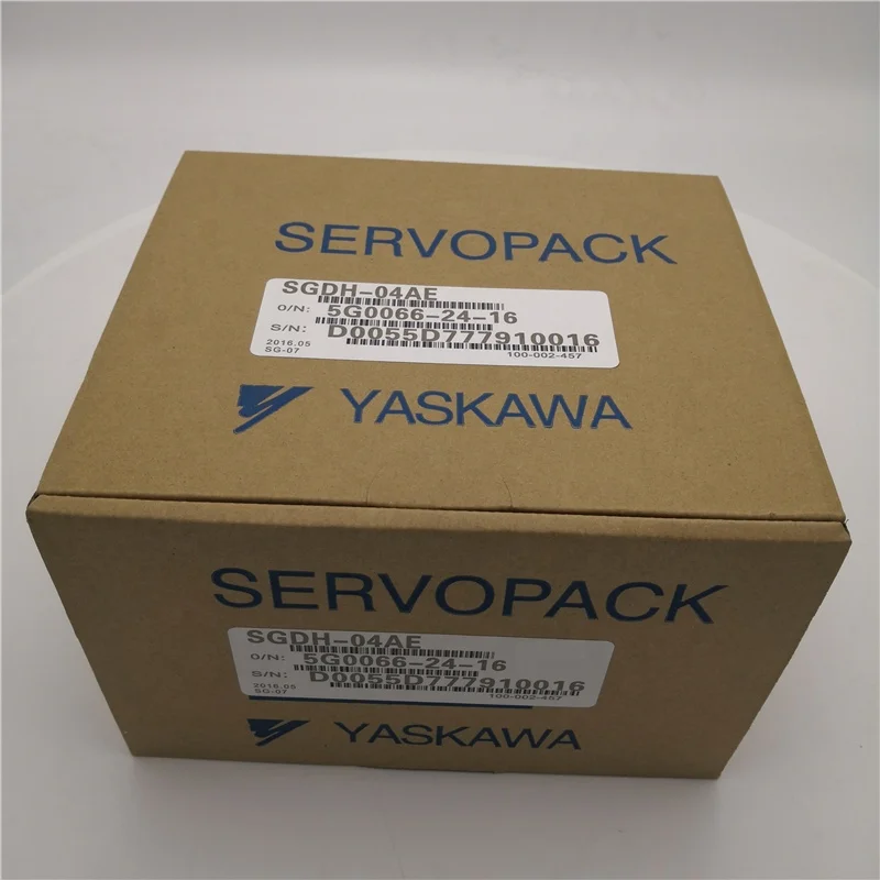 

Yaskawa SGDH-04AE SERVO Driver