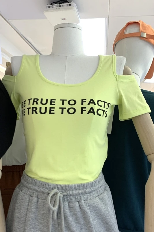 

French Style Off-Shoulder Croped Tops Summer New Letter Print Slim Fit Casual All-Match Short-Sleeved T-shirt for Women Tshirt
