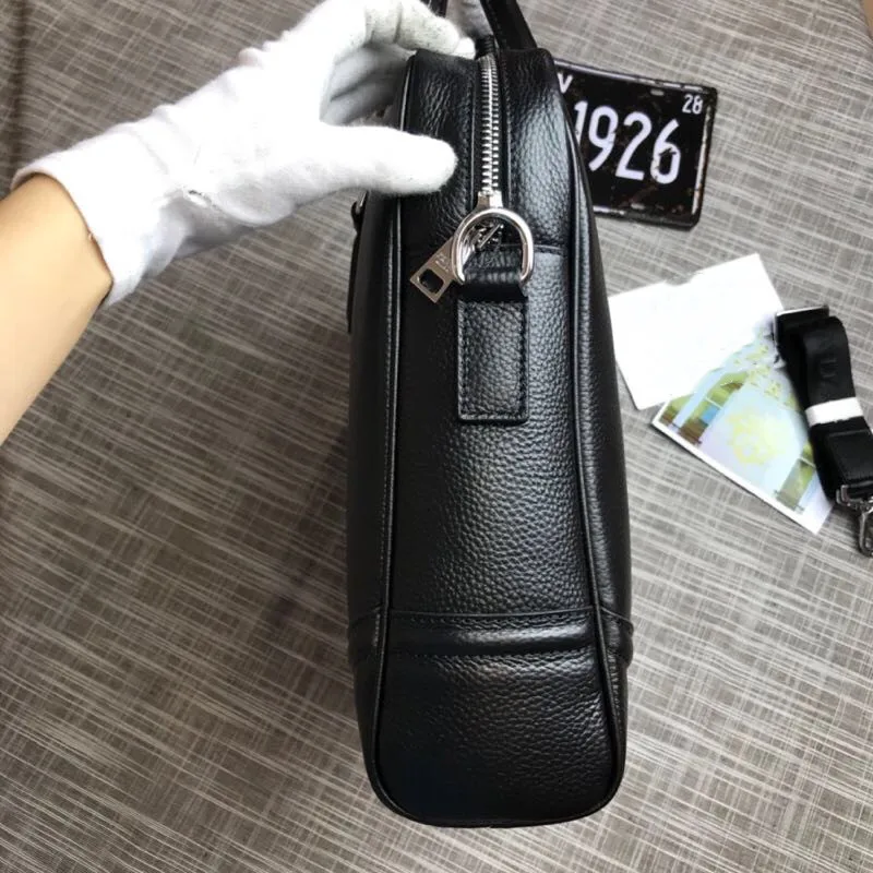 

Summer 20 European and American style leather fashionable formal man briefcase classic design factory direct global free transpo