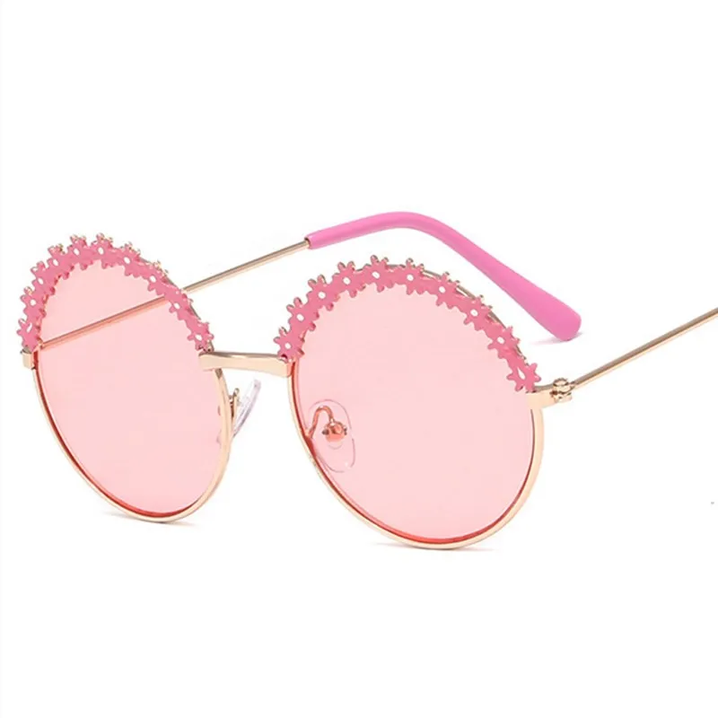 

XojoX Fashion Girls Flower Border Sunglasses Vintage Classic Brand Design Round Alloy Sun Glasses Outdoor Party Child Goggles