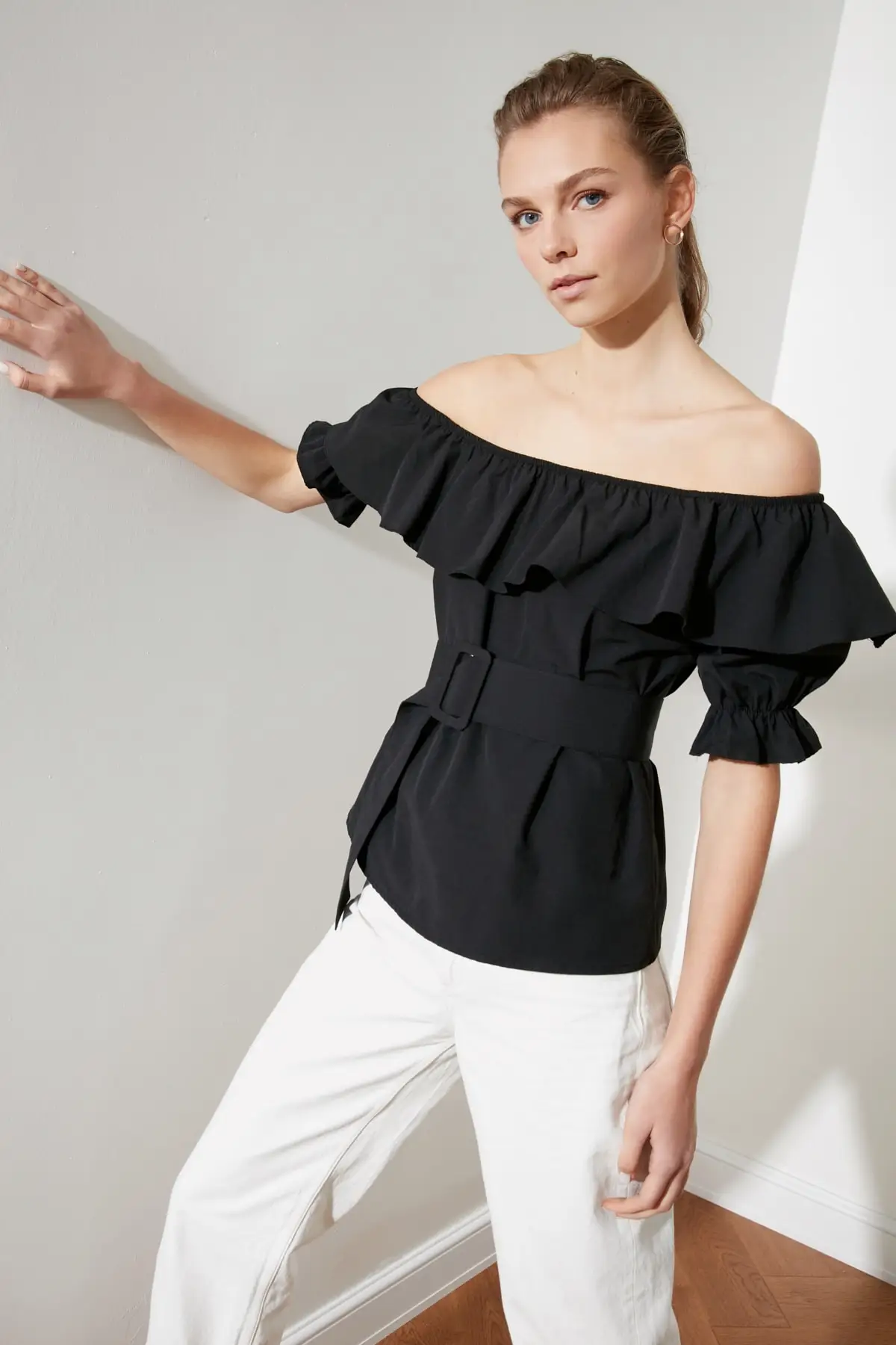 

Trendyol Arched Bluz TWOSS21BZ0991