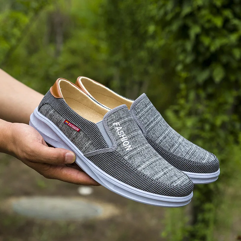 Mens Shoes Casual Denim Male Sneaker Slip on Loafers Men Canvas Shoes Breathable Soft Flat Driving Shoes Mens Casual 2021 New