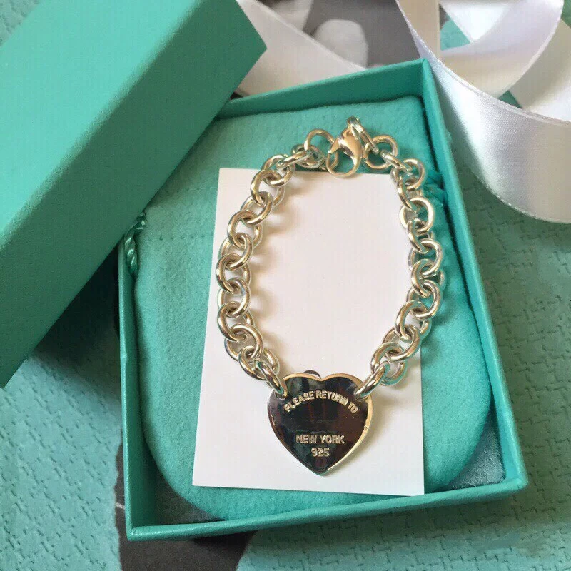 

Ms S925 pure silver classic heart-shaped tags or silver chain bracelet jewelry lovers holiday gifts