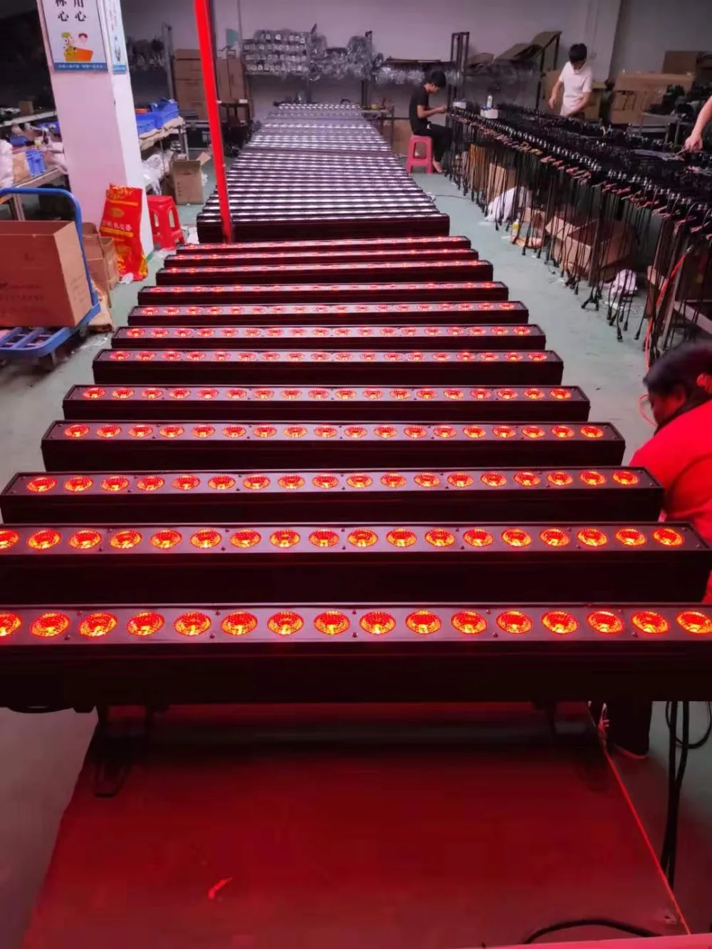 Светодиодная настенная лампа 18x12 Вт Светодиодная Пиксельная светодиодная настенная лампа 18x12 Вт rgbw 4in1 была светильник светодиодный бар мыть светильник для мытья этапа