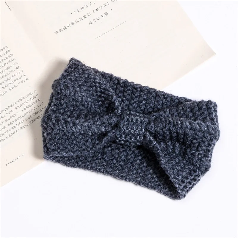 Женские зимние шапки шерстяная однотонная шапка для защиты ушей модная зимняя