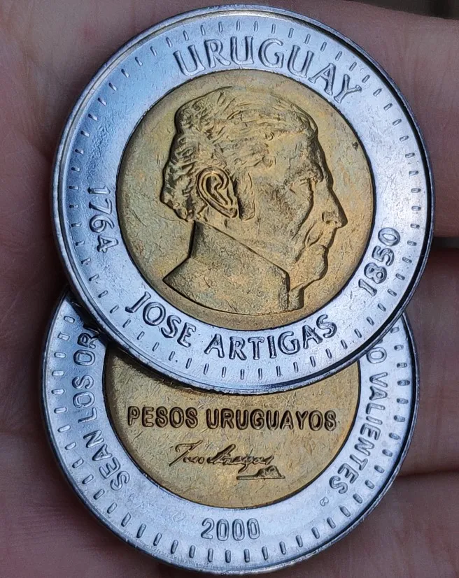 28MM Uruguay 100% Real Genuine Comemorative Coin Original Collection | Badges