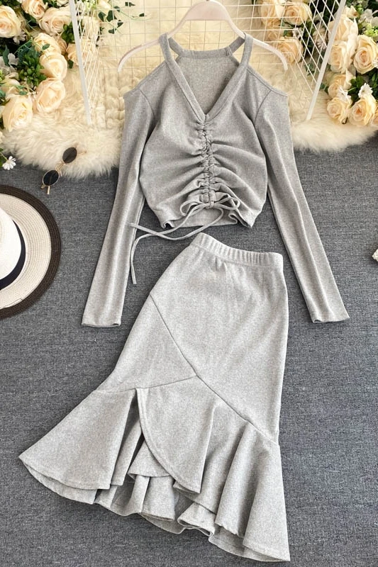 

Careful machine strapless hanging neck drawstring long sleeve short high waist T-shirt ruffled fishtail suit two-piece female